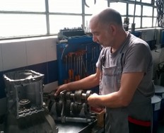 OfficinaRC-cambi automatici-Cornaredo-13.jpg